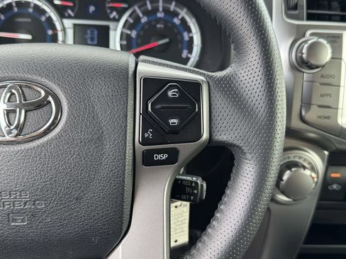 Used 2019 Toyota 4Runner SR5 AWD/4WD image 23