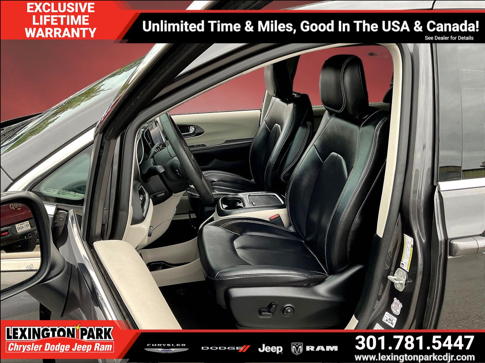 Used 2023 Chrysler Pacifica Touring-L FWD image 20