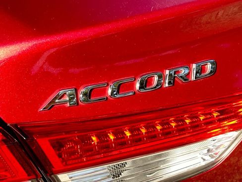 Used 2021 Honda Accord LX image 8