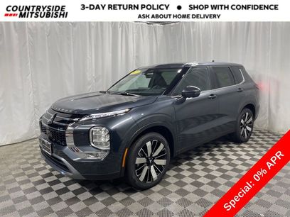 New 2025 Mitsubishi Outlander SE