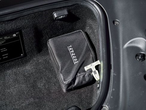 Used 2023 Ferrari SF90 Stradale image 21