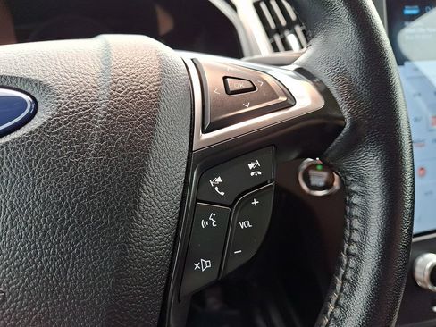 Used 2024 Ford Edge SEL AWD/4WD image 19