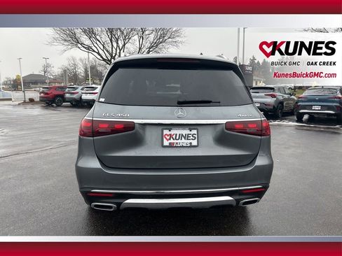 Used 2025 Mercedes-Benz GLS 450 4MATIC image 5