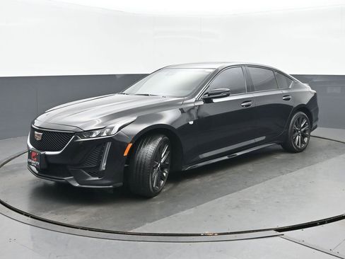 Used 2021 Cadillac CT5 Sport image 3