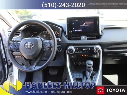 Used 2025 Toyota RAV4 XLE image 17