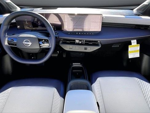 New 2026 Nissan Leaf Platinum+ image 5