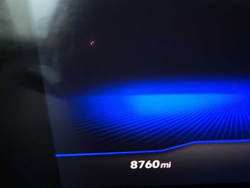 Used 2024 Volkswagen Taos SE image 16