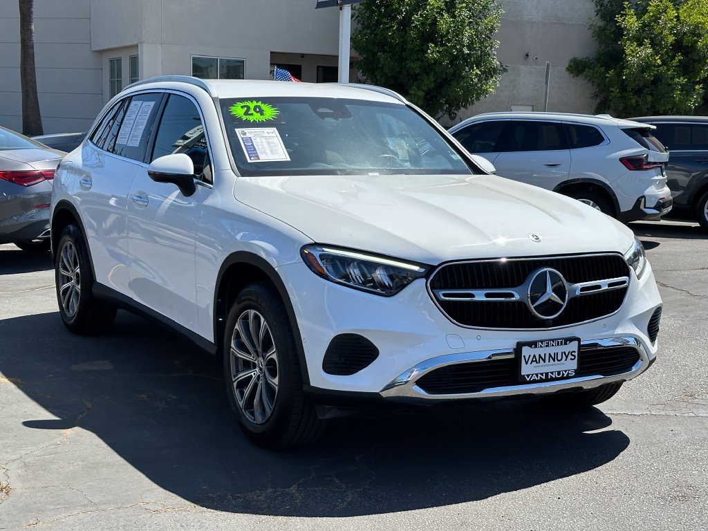 Used 2024 Mercedes-Benz GLC 300 image 9