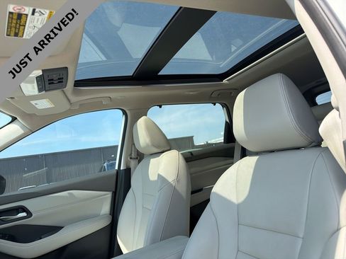 Certified 2023 Nissan Rogue SL w/ SL Premium Package image 11