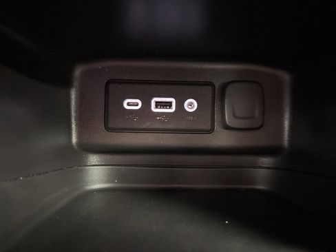 Certified 2024 Chevrolet Equinox RS image 33