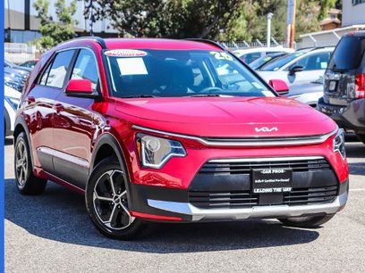 Certified 2025 Kia Niro EX