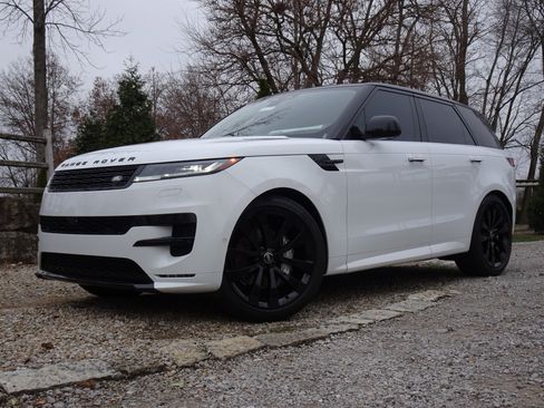 Certified 2025 Land Rover Range Rover Sport Dynamic SE image 1