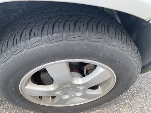 Used 2008 Hyundai Tucson GLS FWD image 10