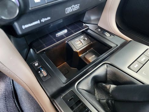 Used 2023 Lexus GX 460 Premium image 52