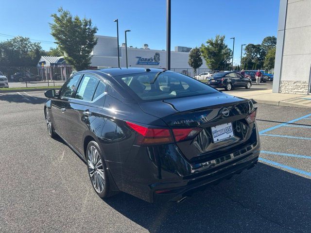 Used 2024 Nissan Altima 2.5 SL FWD image 6