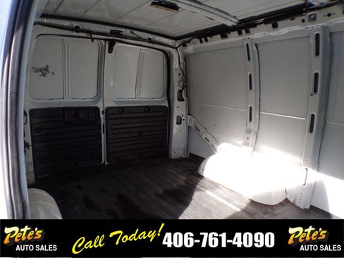 Used 2020 Chevrolet Express 2500 w/ Driver Convenience Package image 13