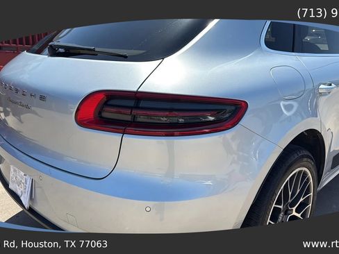 Used 2015 Porsche Macan Turbo AWD/4WD image 19