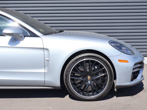 Certified 2022 Porsche Panamera Turbo S AWD/4WD image 13