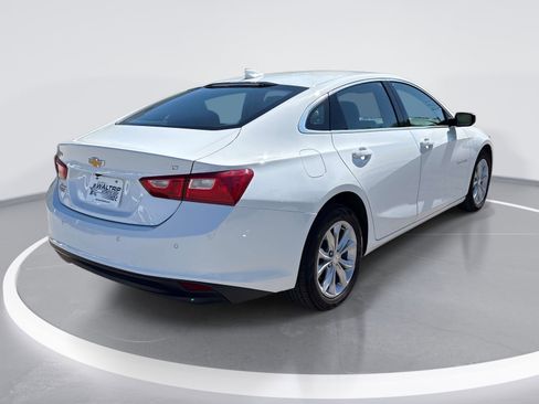 Used 2025 Chevrolet Malibu LT FWD image 8