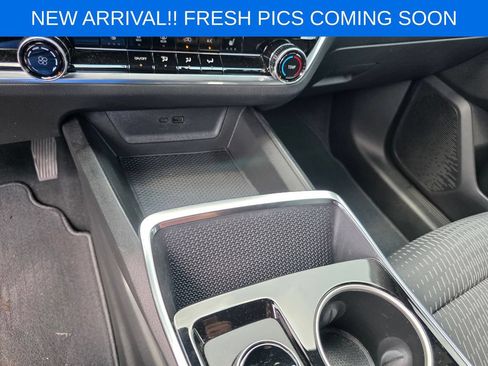 Used 2026 Chevrolet Equinox LT FWD image 11
