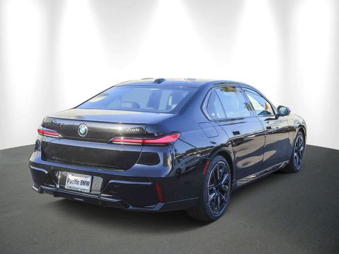 New 2026 BMW 740i w/ Premium Package image 6