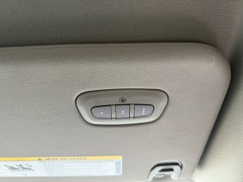 Used 2022 RAM 1500 Laramie AWD/4WD image 19