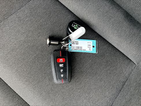 Certified 2025 Toyota Camry LE w/ Convenience Package FWD image 15