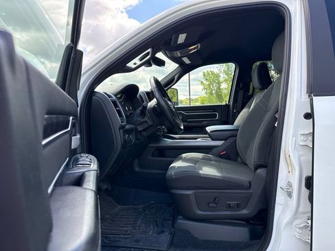 Used 2024 RAM 3500 Big Horn w/ Night Edition AWD/4WD image 8