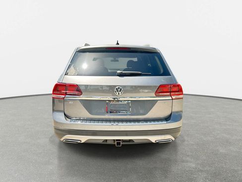 Used 2019 Volkswagen Atlas SE w/ Towing Package FWD image 7