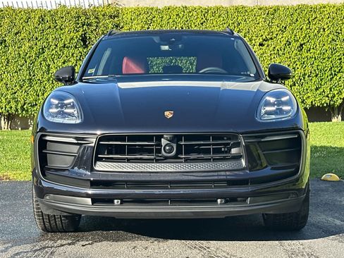 New 2026 Porsche Macan AWD/4WD image 11