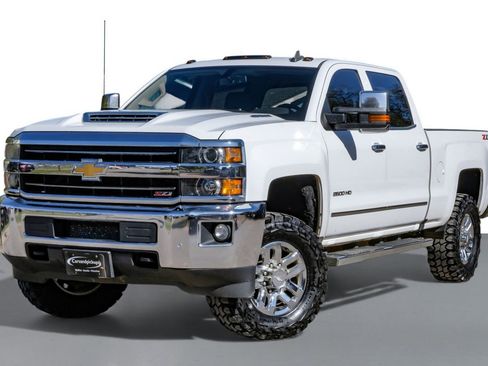 Used 2018 Chevrolet Silverado 2500 LTZ w/ Duramax Plus Package image 4