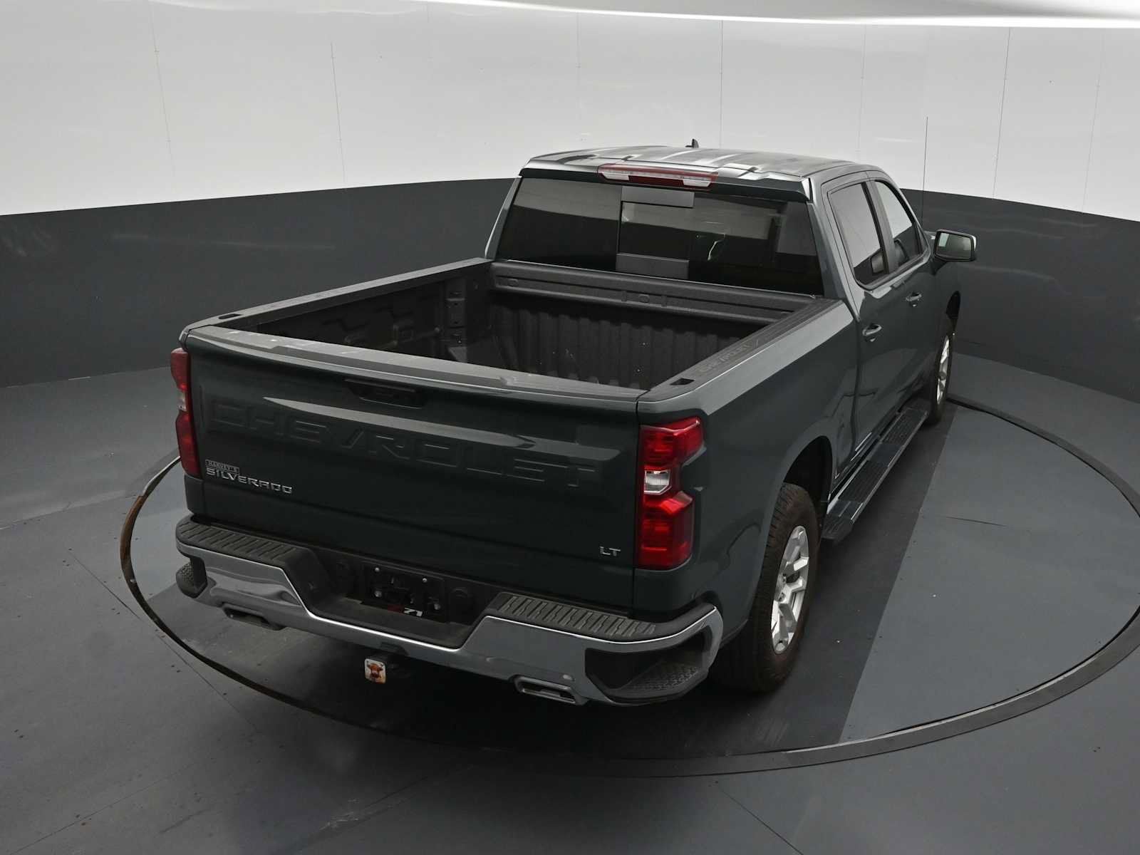 Used 2025 Chevrolet Silverado 1500 LT w/ Z71 Off-Road Package AWD/4WD image 15