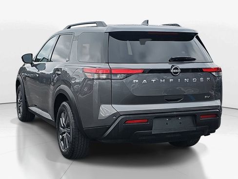 Used 2022 Nissan Pathfinder SV image 7
