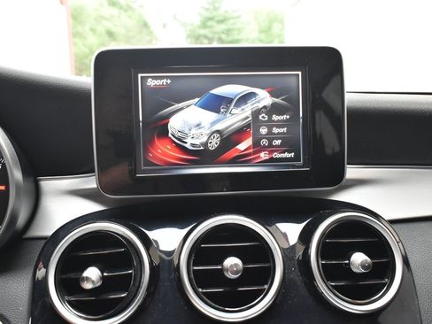 Used 2016 Mercedes-Benz C 300 4MATIC Sedan image 24