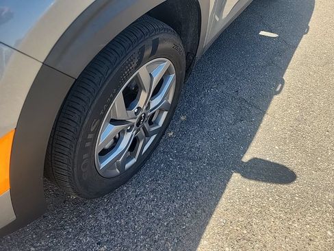 Certified 2024 Kia Seltos S FWD image 8