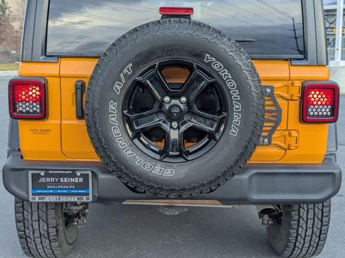 Used 2021 Jeep Wrangler Unlimited Sport image 14