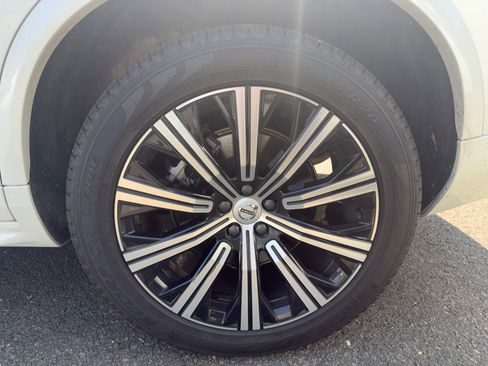 Certified 2023 Volvo XC90 B5 Core w/ Protection Package Premier image 14