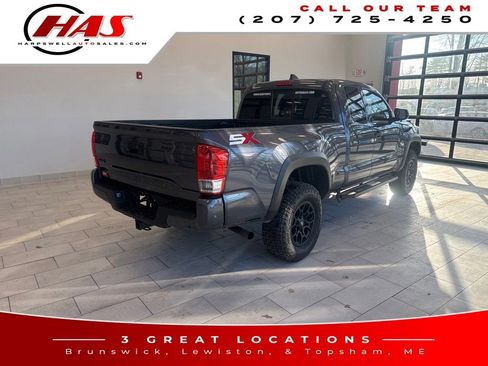 Used 2021 Toyota Tacoma SR w/ SX Package image 5