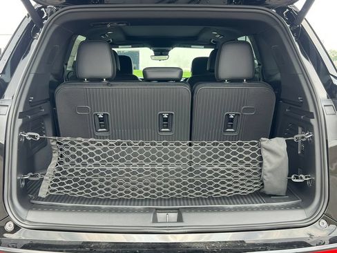 New 2027 Buick Enclave Sport Touring w/ Power Package AWD/4WD image 38