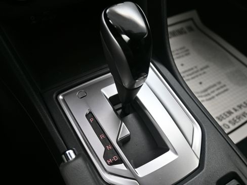 Used 2023 Subaru Crosstrek 2.0i Premium image 35