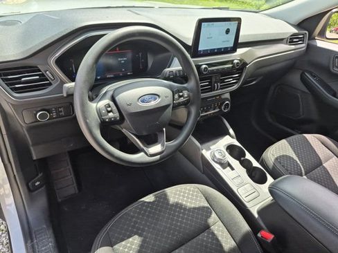 Used 2025 Ford Escape Active AWD/4WD image 15