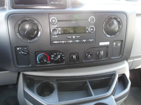 Used 2013 Ford E-150 and Econoline 150 w/ Commercial Cargo Van Pkg RWD image 17