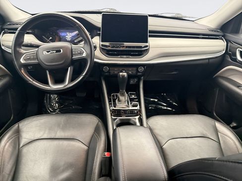 Used 2022 Jeep Compass Limited image 14