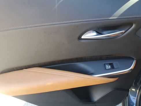 Used 2019 Cadillac XT4 Premium Luxury image 15