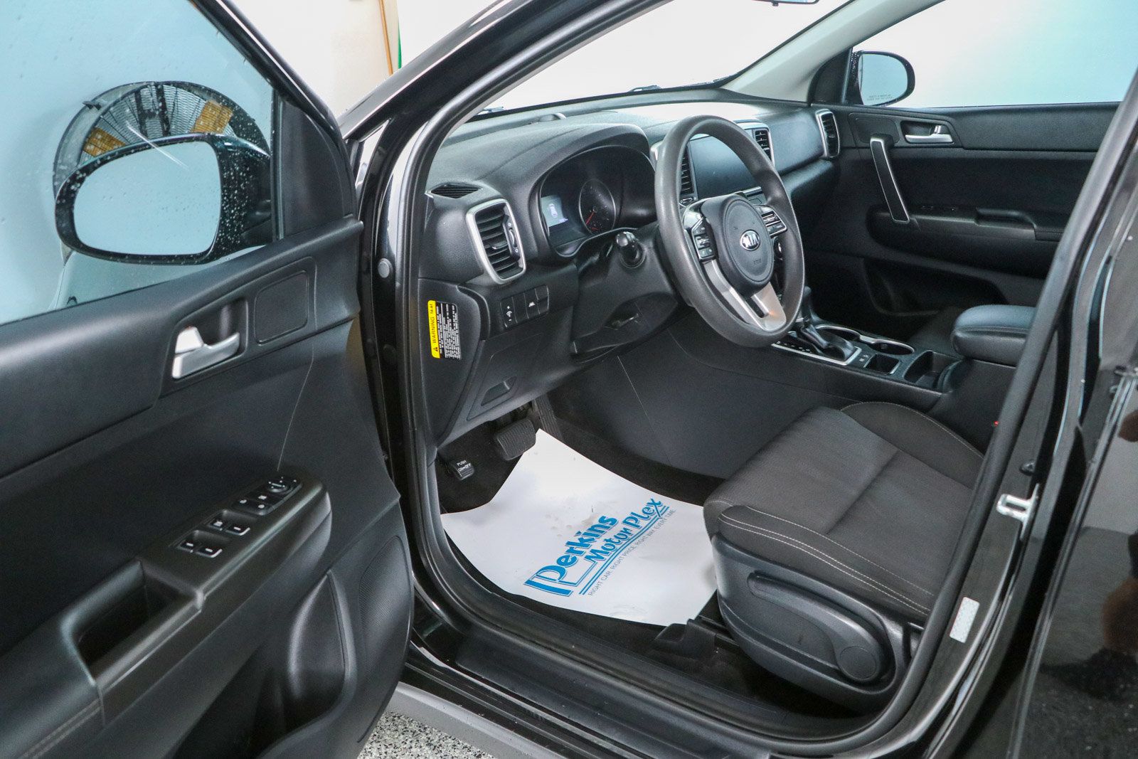 Used 2022 Kia Sportage LX FWD image 3