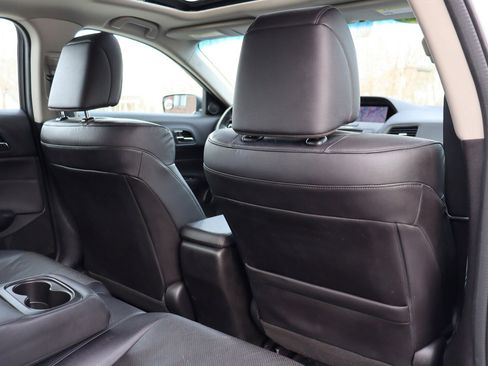 Used 2013 Acura ILX w/ Technology Package image 18