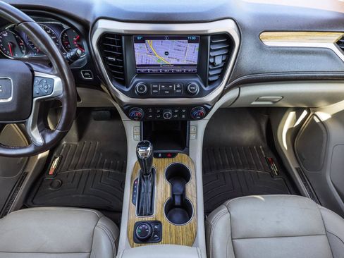 Used 2018 GMC Acadia Denali w/ Technology Package AWD/4WD image 28