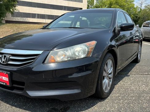 Used 2011 Honda Accord EX-L image 16