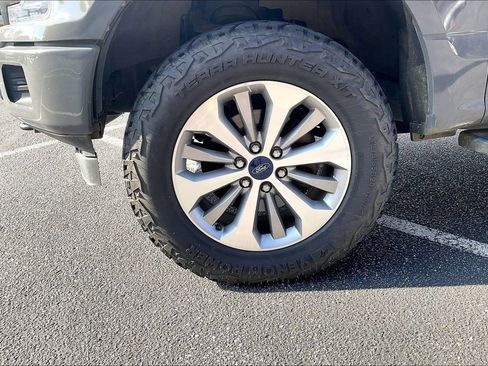 Used 2018 Ford F150 XL w/ Equipment Group 101A Mid image 4