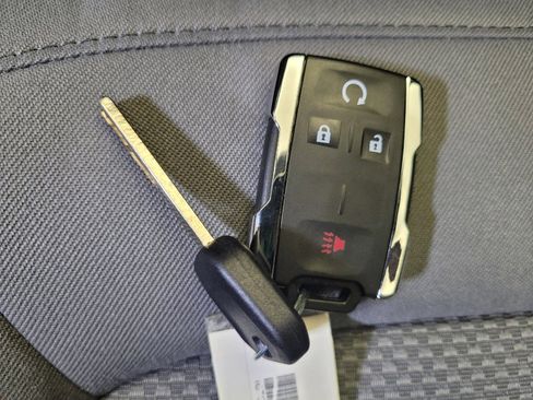 Used 2019 GMC Canyon 2WD Crew Cab w/ Convenience Package image 32